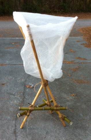 Simple Self Standing Trash Bag Holder